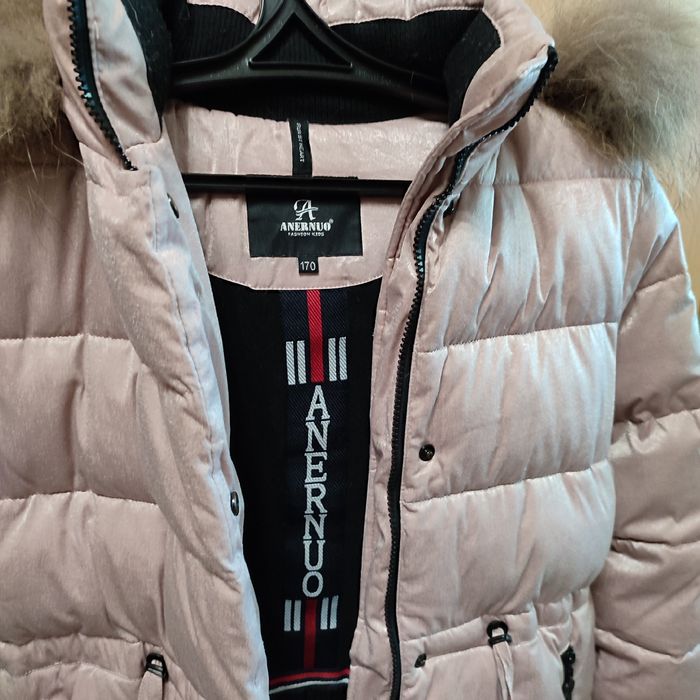 Продам детский зимний пуховик