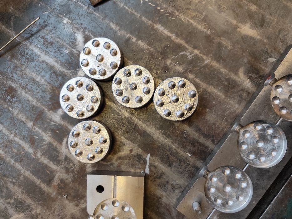 Калъп за риболовно олово