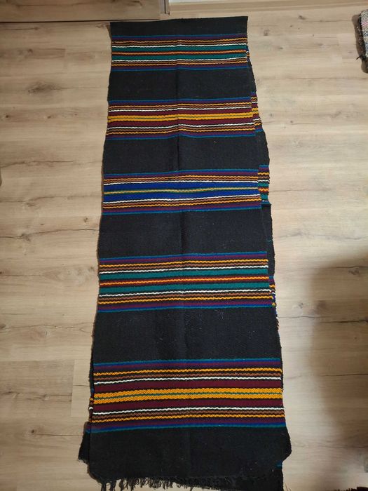 Ръчно тъкани пътеки с богати цветове