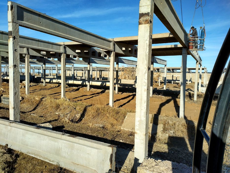 Продам. Фермы , балки ,с теновые плиты