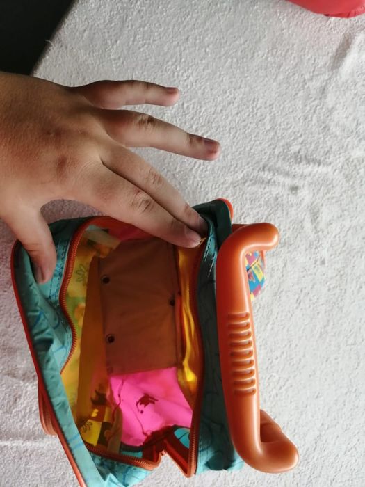 Игрушка-чемоданчик