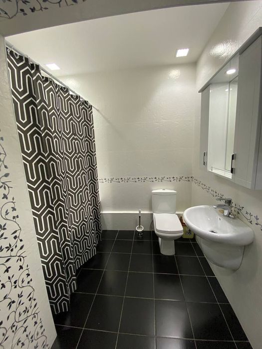 Чиланзарский район, рядом с метро «Пахтакор» сдаётся квартира
Квартира