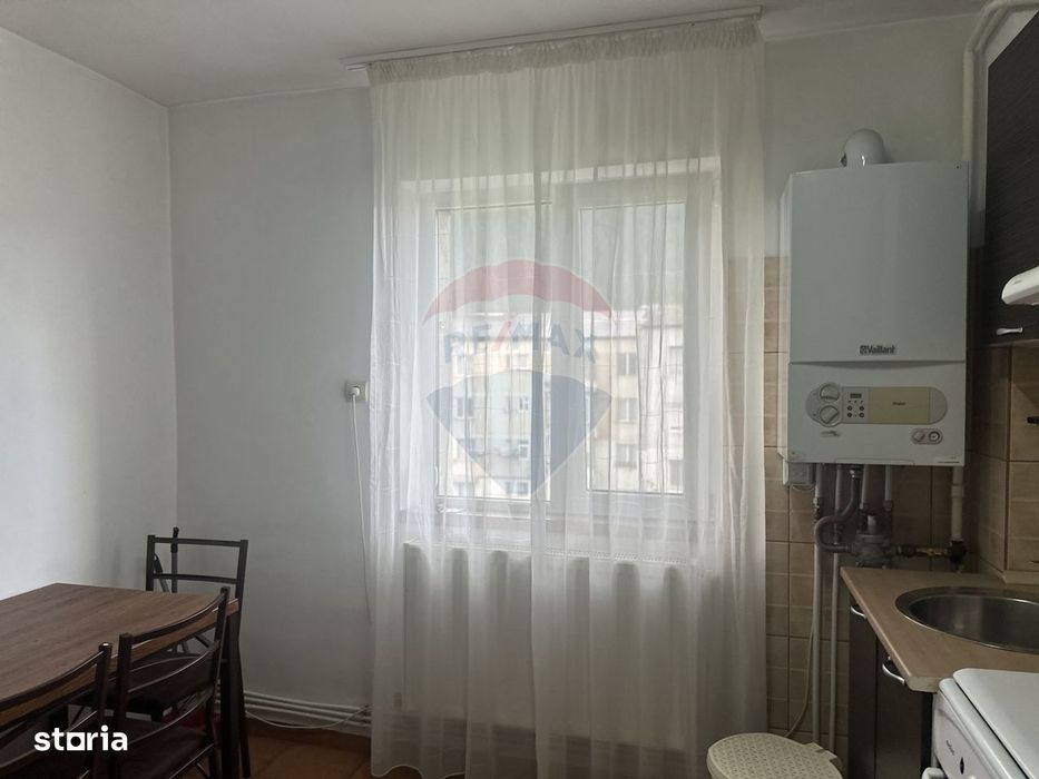 Apartament cu 2 camere de închiriat în zona Maratei