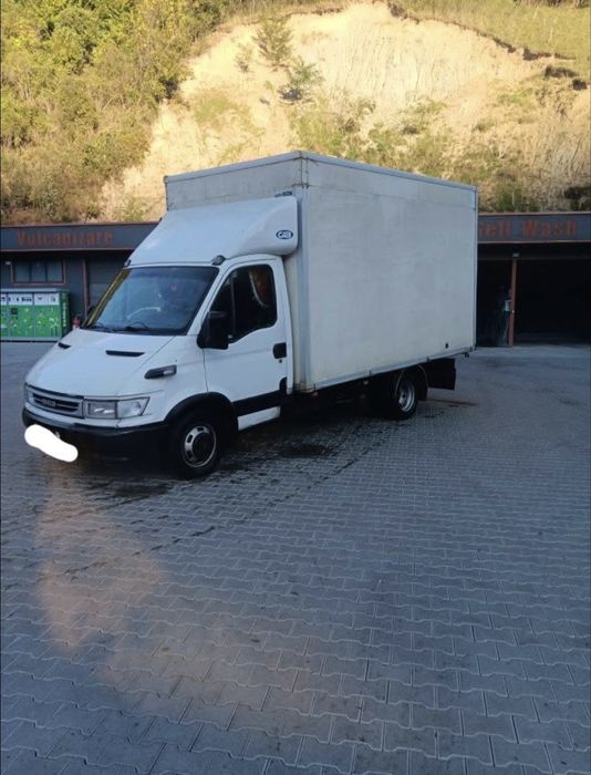 Vând Iveco daily
