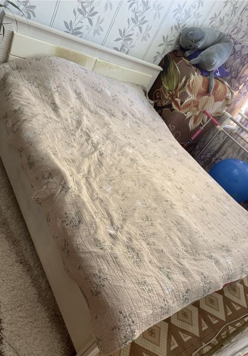 Кровать двухспальная&