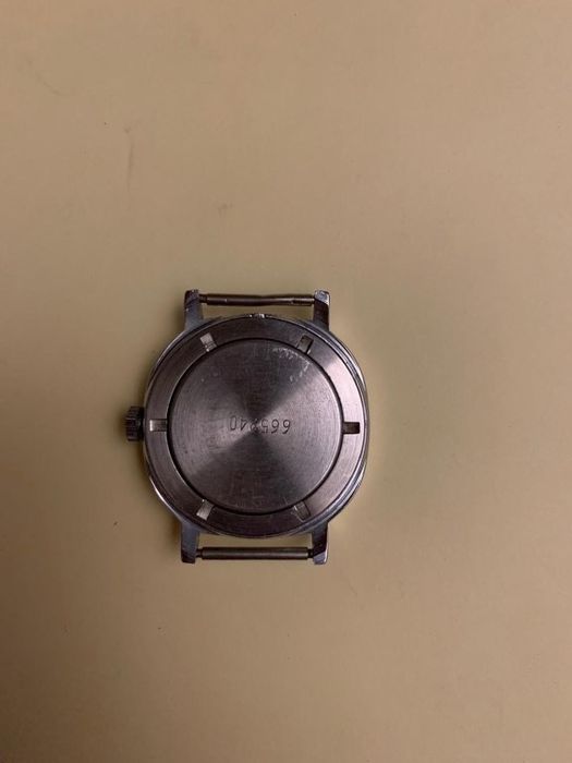 Продам часы б/у от 2500 тг