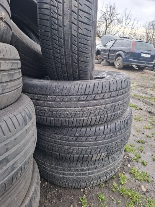 Vand set 4 anvelope 245 70 16 bune de vara ca noi