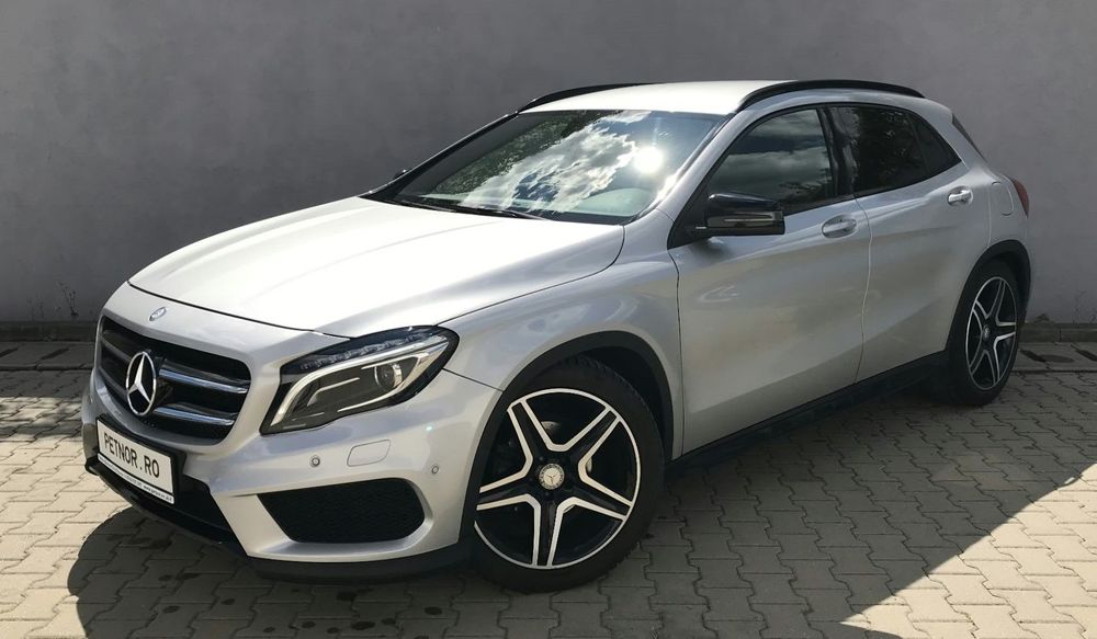Mercedes-Benz GLA AMG Line*Tempomat*Navi*BiXenon*Clima2zone