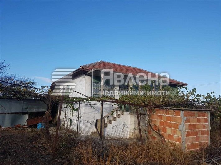Продава се Къща в с. Саранско, Област Ямбол - 49 кв.м за 335 €/кв.м - Снимка #2
