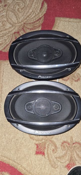 Продам автомобильные колонки овальные  пионер!