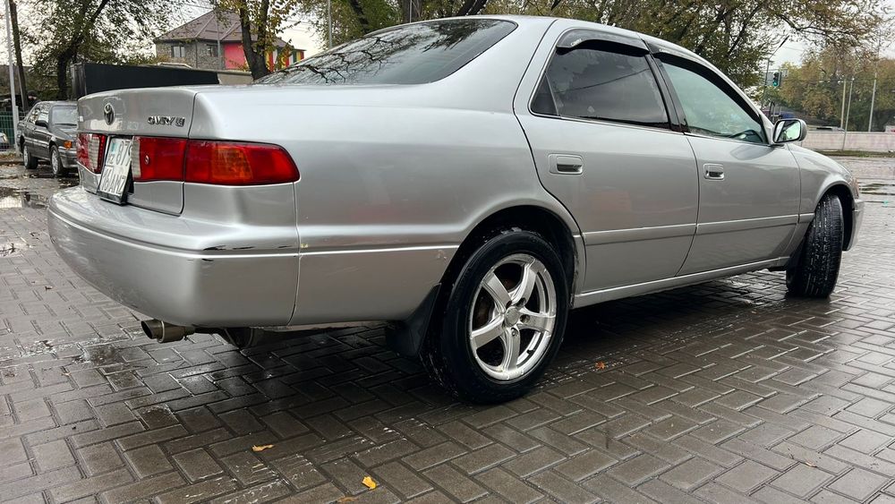 Toyota Camry 25 сатылады