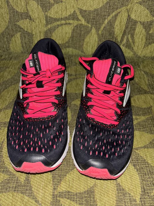 Дамски маратонки Brooks Glycerin 16