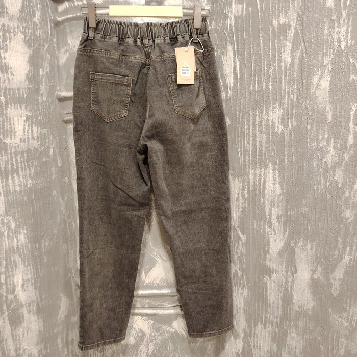 Продам новые джинсы размер 31