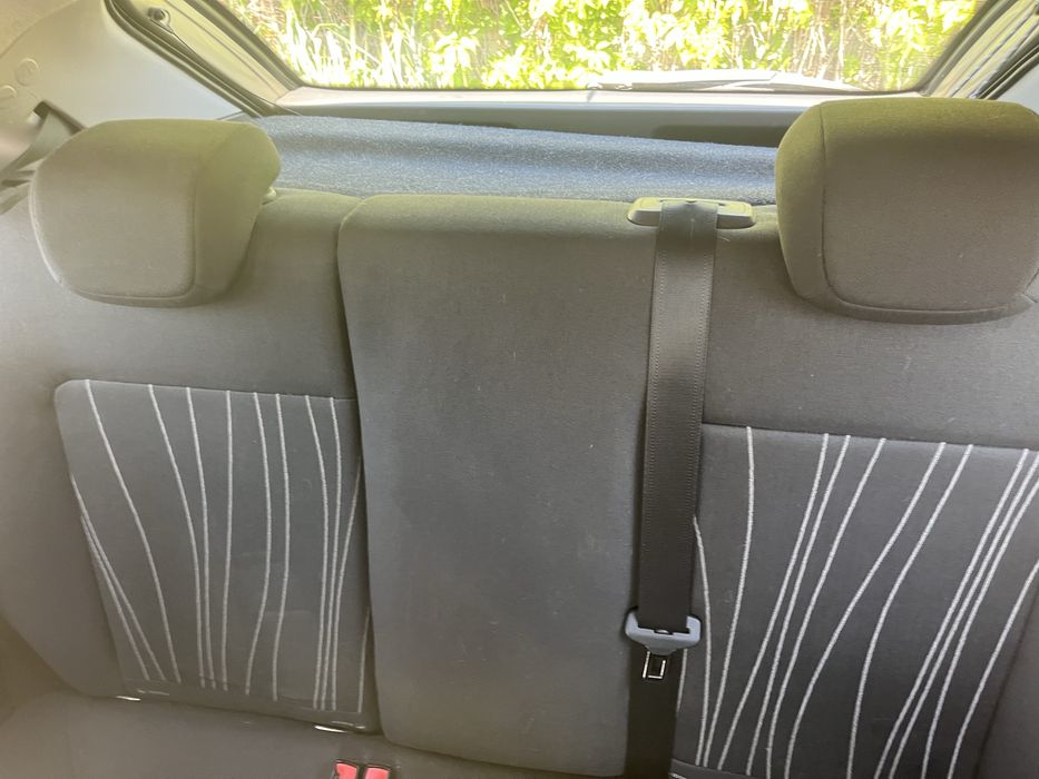 Opel corsa  двуврата