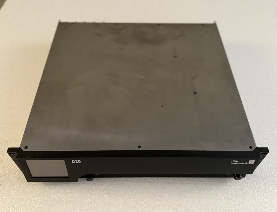 Vand amplifixator D&B Audiotechnik D20