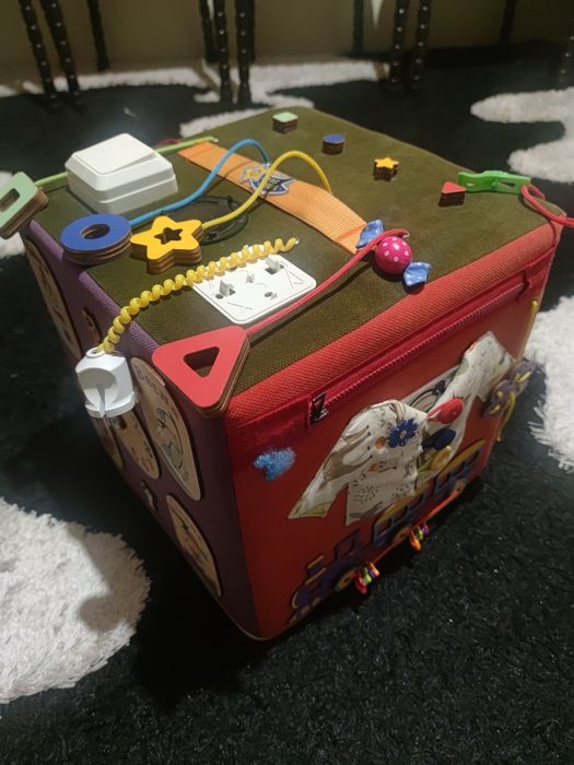 Сортер развивающая игрушка для детей из ткани 30 на 30