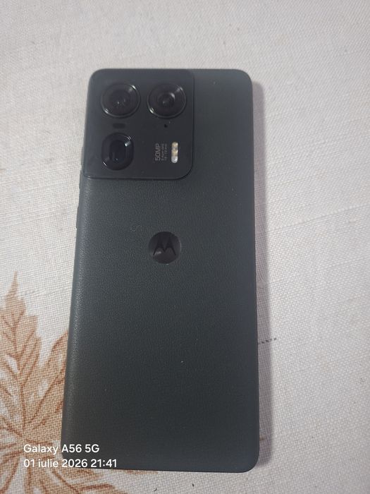 Vând Motorola edge 50 ultra