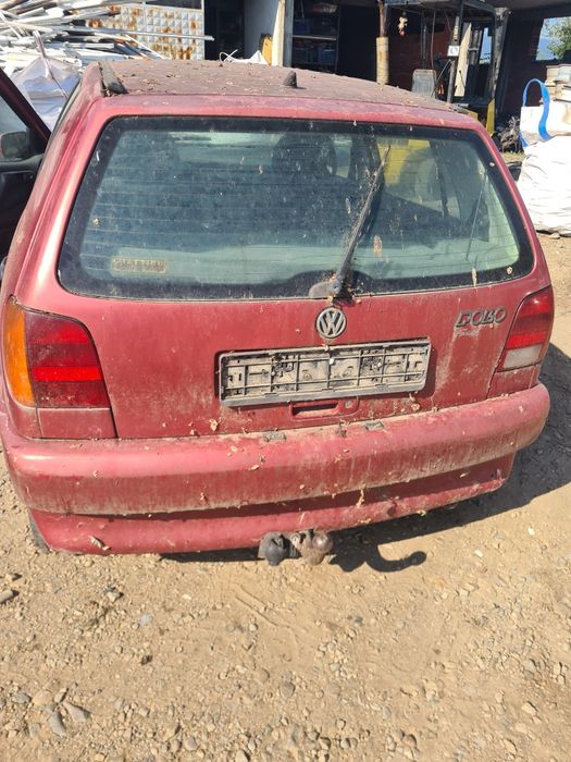 Фолксваген Поло 1.6  Volkswagen Polo 1.6 на части
