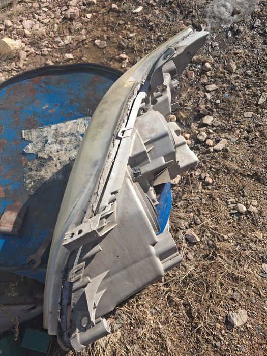 Фара на камри 40