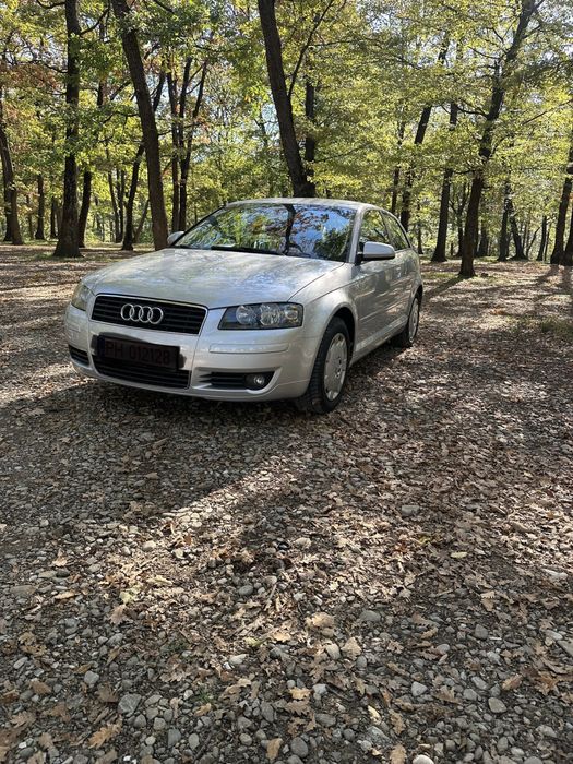 Vand audi a 3 in 2 usi