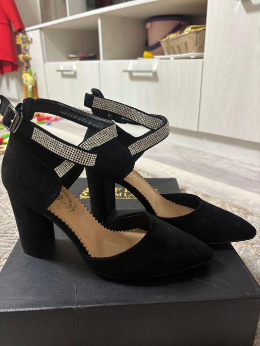 Туфли 37 размер….