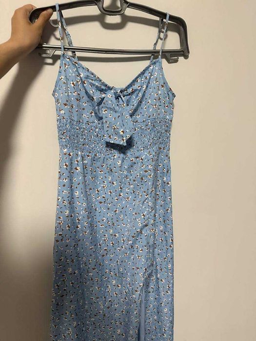 Платье сарафан, хорошего качества