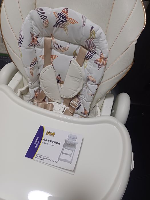 Продаётся фирменный кормления стульчики