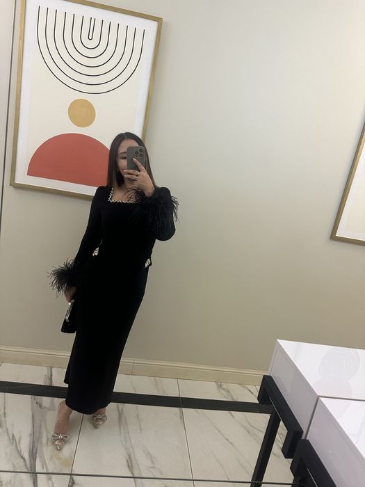 Вечерное нарядное платье