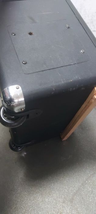 Продавам тонколона с блутут от Швейцария