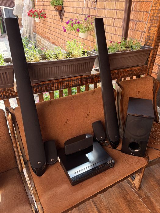 Sistem Home Cinema LG