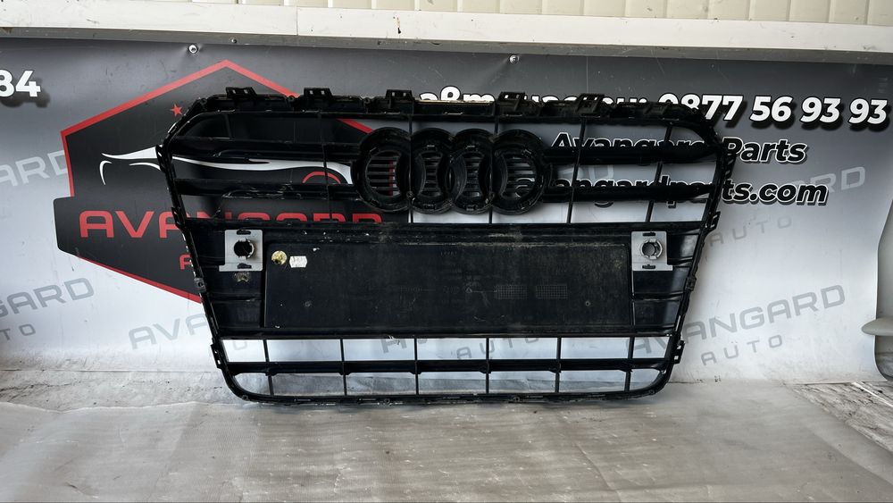 2 броя Audi A5 предна решетка