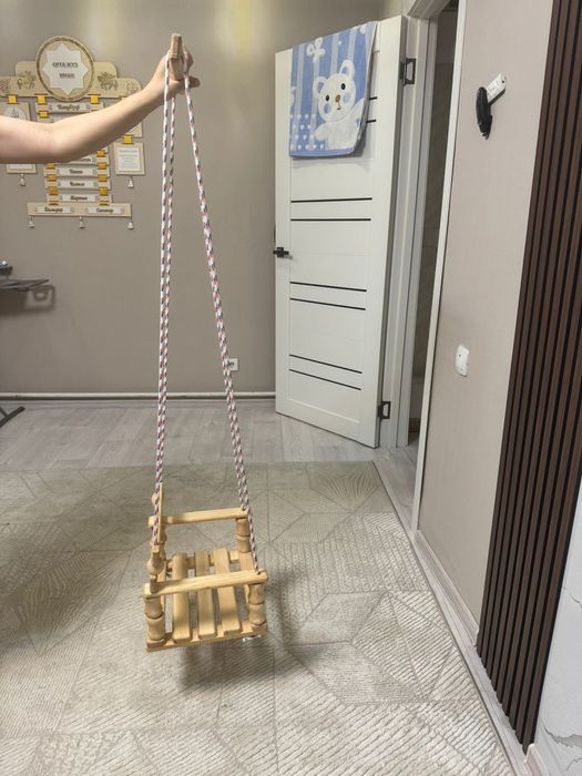 Продам  Детский Качеля