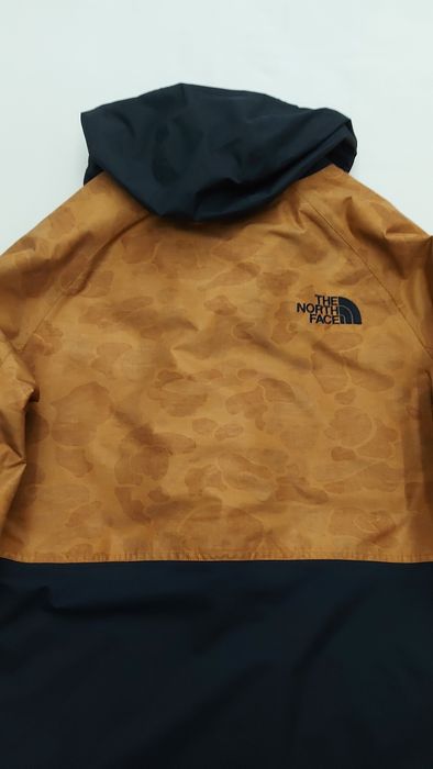 Зимно яке тютюнево черен цвят THE NORTH FACE