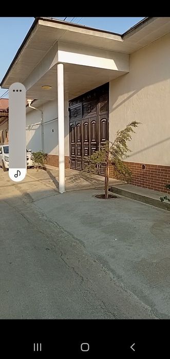 Барча кулайликларга эга ховли сотилади.