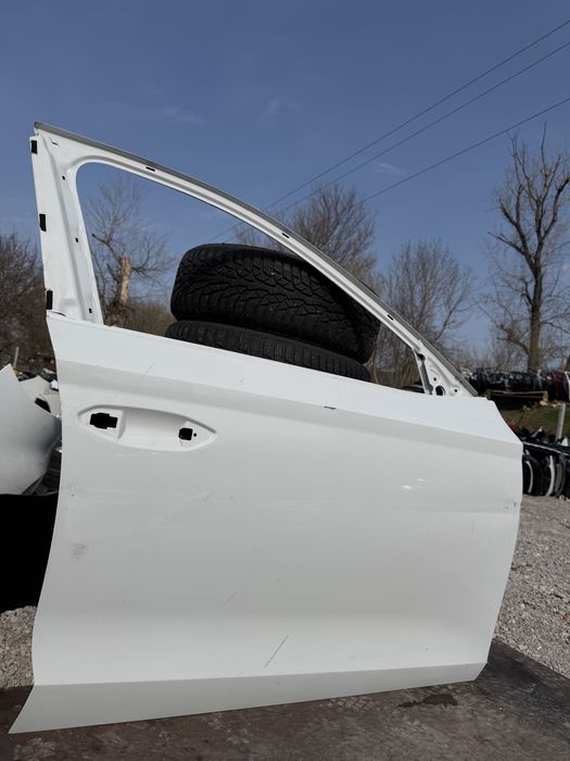 Врата Skoda Octavia 4 2020 год.-