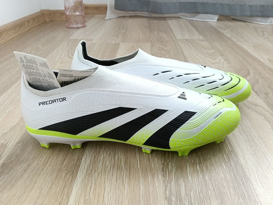 Adidași Cramponi Ghete Fotbal Adidas marimea 44(Nike)