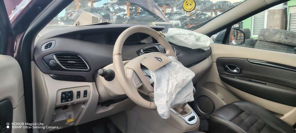 Dezmembrez Renault Scenic - 3 (2009 - 2012), 1.6 DCI, manual, R9M402, ND4012