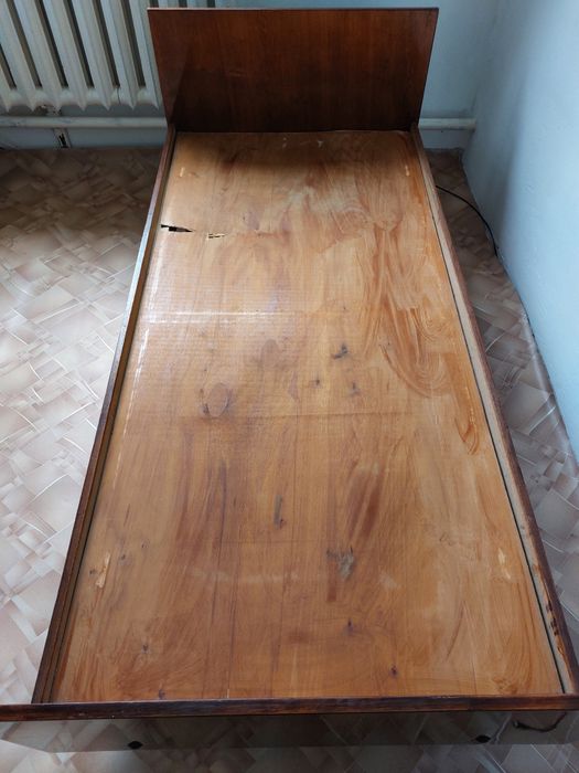 Продам кровать (односпальная)