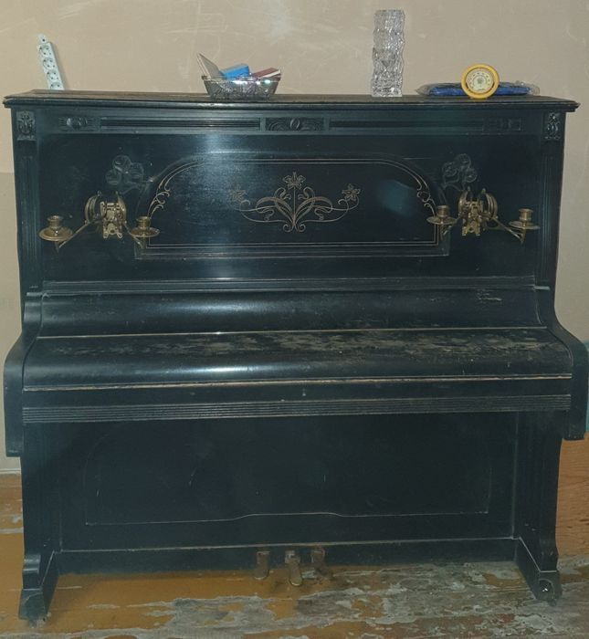 Продаётся пианино б/у