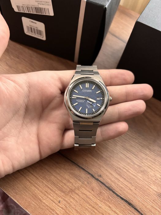 Чисто Нов Citizen Zenshin Super Titanium Automatic Blue NJ0180-80L