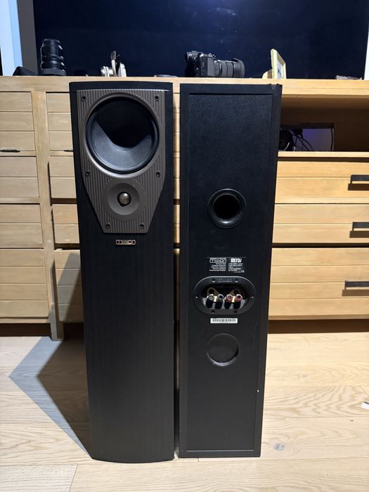 Mission M73i – boxe de podea, sunet echilibrat, construcție solidă
