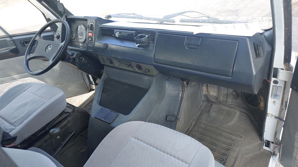 Мерцедес Бенц МB 100 D