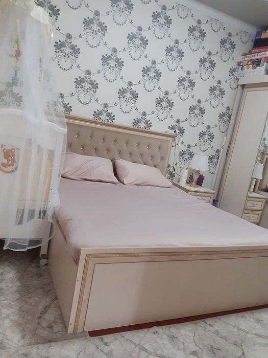 Sergeli Xonobod 6 sotik 5 xona  bezmakler