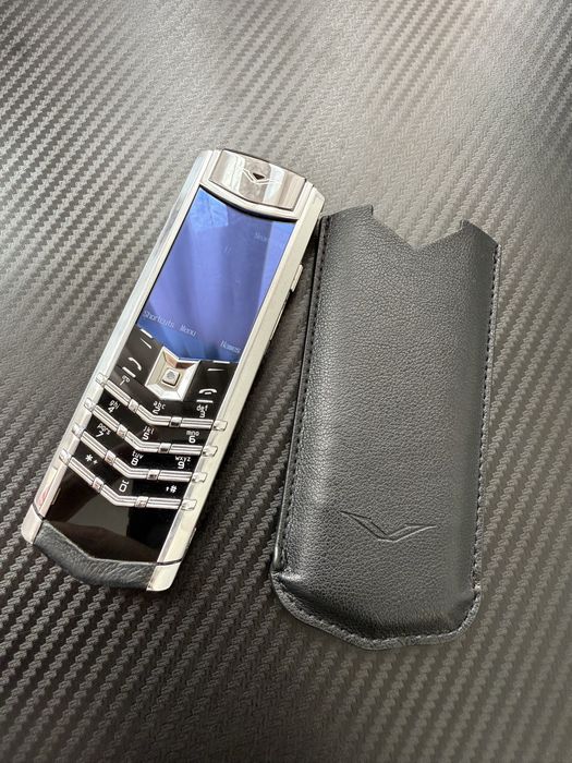 Vertu Signature V