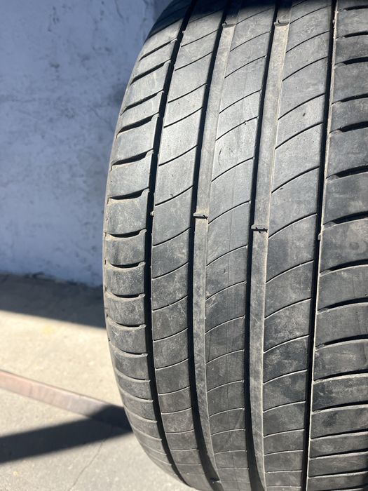 2 бр. летни гуми 225/50/17 Michelin AO DOT 4017 4 mm
