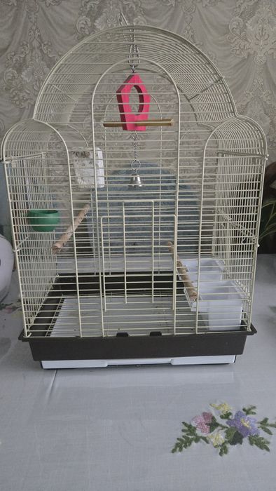 Клетка для попугаев состояние б/у