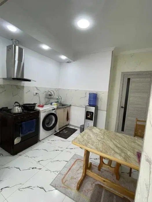 Продается 5 комнатная квартира на массив куйлюк 5 (RV)