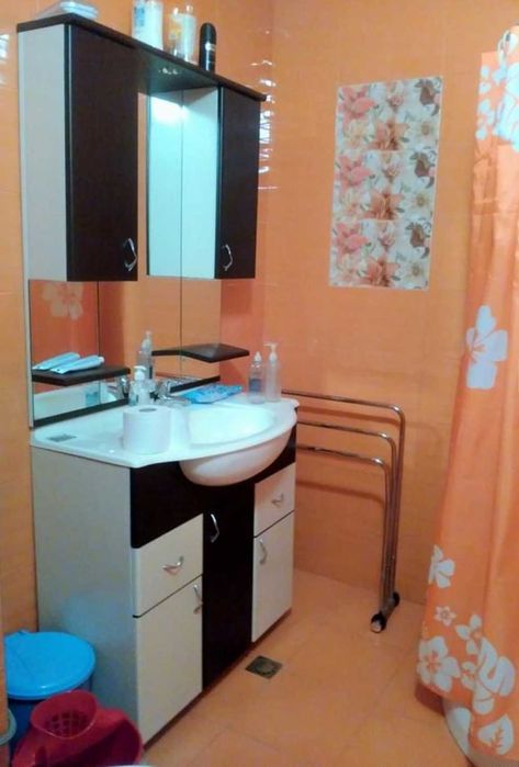 Продава се Двустаен апартамент в София, Гоце Делчев - 70 кв.м за 2000 €/кв.м - Снимка #3