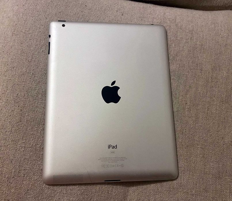 Apple iPad 2 Wi-Fi A1395 - fara incarcator nu porneste colectie retro