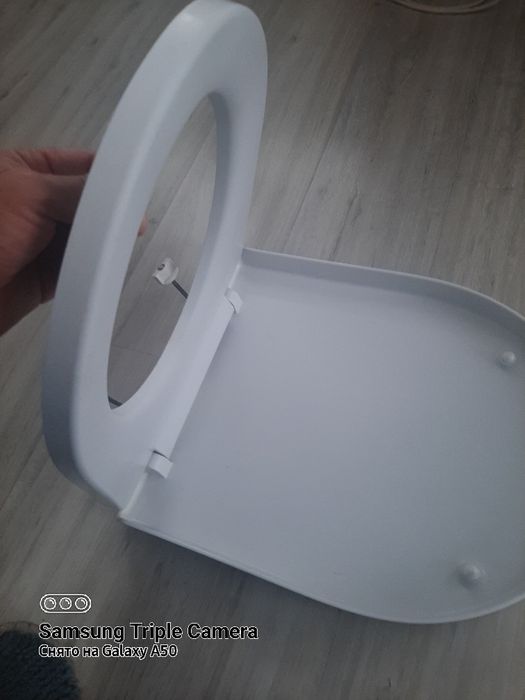Крышка  для унитаза